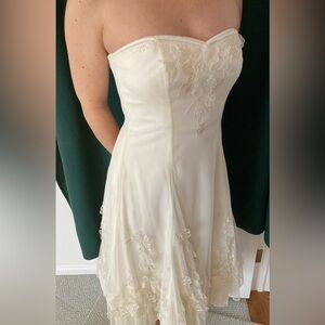 Ivory Tea Length Bridal Dress NWT - US Size 4